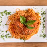 Spaghetti Polpette · Spaghetti  with meat balls in a delicious marinara sauce.