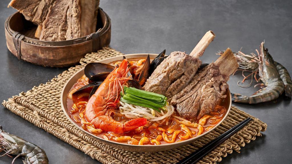 King Ribs Jjamppong (Signature) · Medium. Signature. Spicy flat noodle soup with king ribs and various seafood.