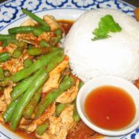 Thai Chili - Plik King · Sauteed protein, fresh green beans, red bell pepper; stir-fried in chili sauce.
