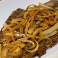 Palomilla · El plato incluye arroz congri , ensalada de tomate , pepino  lechuga y viandas🥩