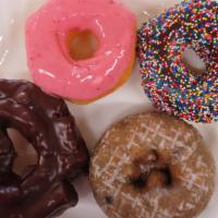 Donut Mix - Dozen · 3 Glazed & 3 Chocolate Glazed & 3 Cake/Buttermilk & 3 Fancy/Sprinkle