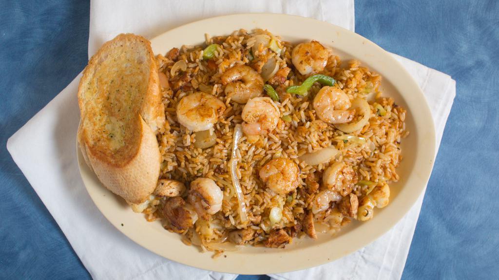 Grill Shrimp Fried Rice · Grilled Shrimp, Beef Sausage, Cabbage, Onion, Bell Pepper, Jambalaya Rice
