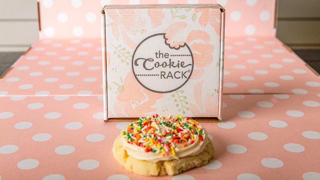 Single Cookie Box · Single Cookie
Choose from any of our amazing flavors. Single cookies are make great gifts and come in our pink floral box.