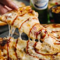 Dallas Cowboys · Most popular. Vegetarian. Chicken, BBQ sauce, red onions, and smoked mozzarella.