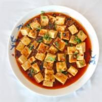 Mapo Tofu / 麻婆豆腐 · Vegetarian. Spicy.