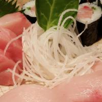 Yellowtail Lover · Yellowtail Roll, 3pcs of Saahimi & 3pcs of Sushi