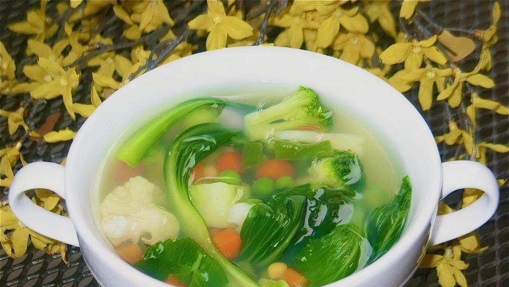 Vegetable Soup Large · 