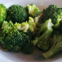  Steamed Broccoli · 