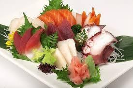 Sashimi Plate W. Salad ** (Gf) · 15 pieces of assorted fresh sashimi
