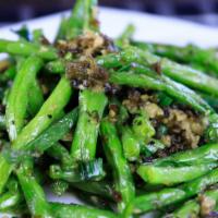 Dry Fried Green Beans 干煸四季豆 · 