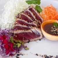 Tuna Tataki Salad - Gf · Medium Rare. seared bluefin tuna, sesame seeds, cilantro, scallion, shredded cabbage, carrot...