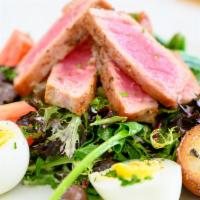 Seared Tuna Salad Nicoise · 