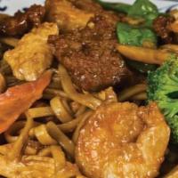 Special Lo Mein · Beef chicken shrimp broccoli napa cabbage mushrooms water chestnuts in a brown sauce and on ...