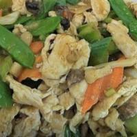 Thai Curry Chicken · Spicy. Bell pepper, carrot, mushroom, water chestnuts, snow peas, and white onion in green c...