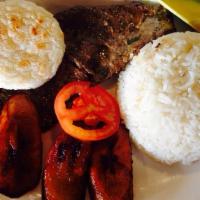 Portal Plate · Rice, beans, sweet plantains,arepa, avocado, fried egg and your choice of any of these meats...