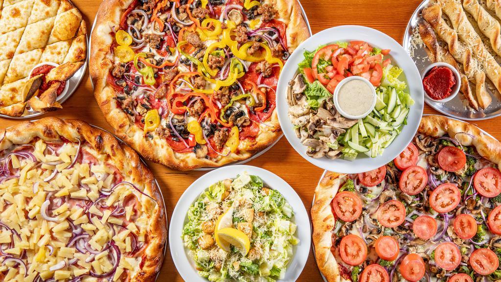 Blind Onion Pizza & Pub · American · Alcohol · Salad · Pizza · Sandwiches