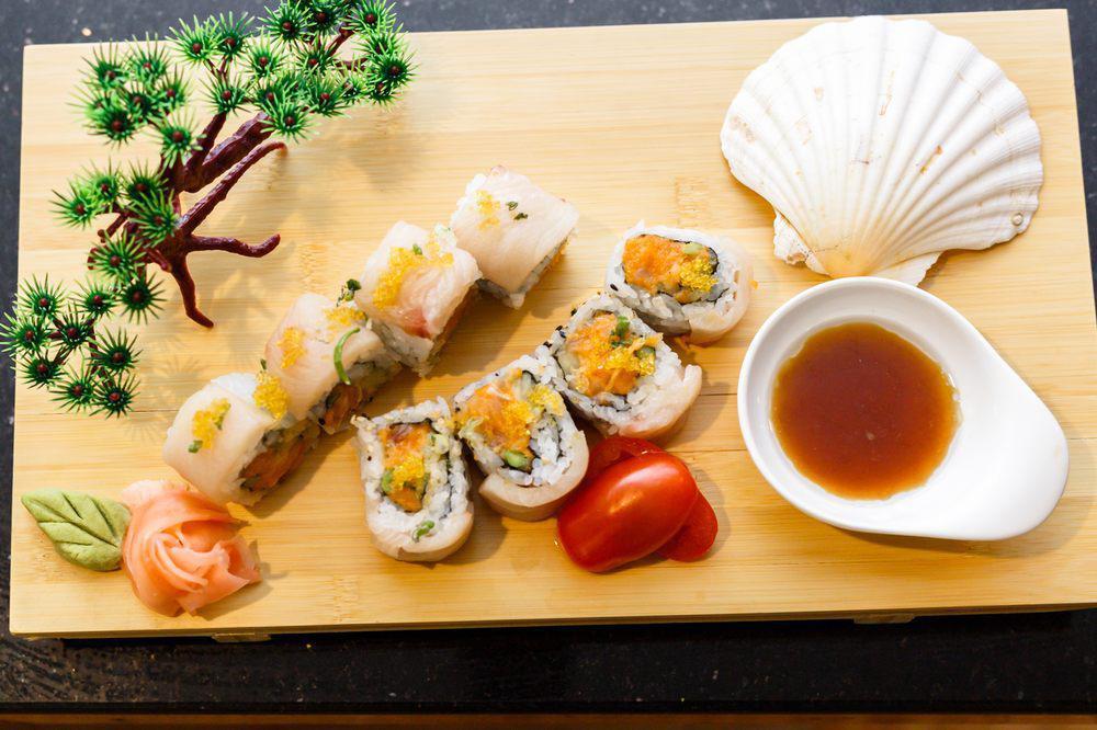 Eeny Meeny Sushi Roll · Japanese · Sushi · Soup · Salad