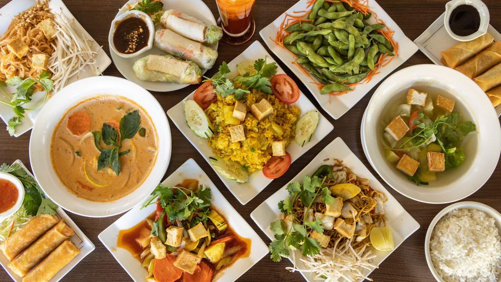 Green Bamboo Vegetarian · Vegetarian · Chinese · Indian · Soup · Noodles