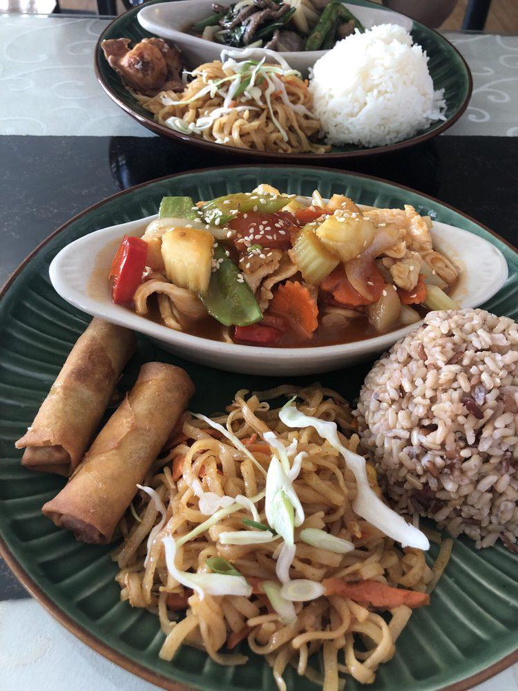 Dee Des Moines Thai Cuisine · Thai · Indian · Noodles · Chinese · Soup