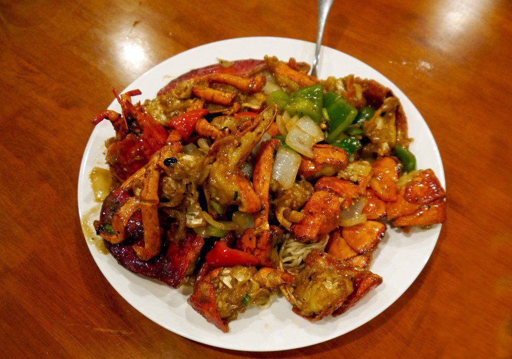 Joyale Seafood Restaurant · Chinese · Seafood · Chicken · Noodles