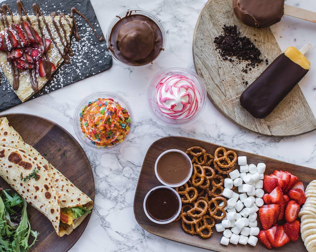 Creme & Chocolats · Desserts · Breakfast · American · Fondue