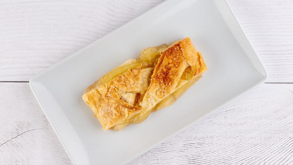 Apple Strudel · Flakey and oh so delicious this traditional apple strudel recipe is made with a simple dough that bakes up into a flaky, buttery crust and a juicy, spiced apple filling.