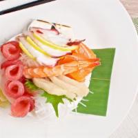 House Sashimi · 15 pieces sashimi.