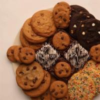 Platters - Best Of Both Worlds · 60-830 Calories. An assortment of your favorites! 12 regular cookies, 12 mini cookies and 4 ...