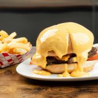 Wisconsin Burger · Classic burger covered with melted cheese.