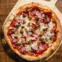 Meaty, Beaty, Big  And Bouncy (Red Sauce) · Pepperoni, sweet Italian sausage, bacon, Italian meatballs, ham, extra Mozzarella cheese, Ro...