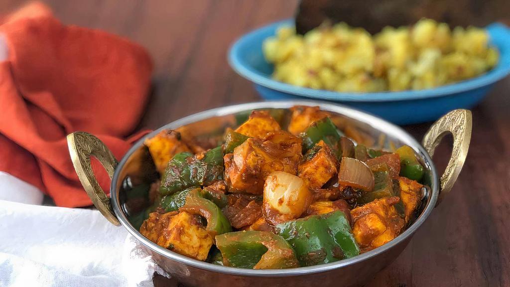 Kadai Paneer · (GF)Mixed vegetables stir-fried with onion, Bell pepper and Onion