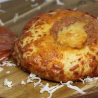 Tomazzo Pizza Bagel · A perfect lunch item ~ lean sliced pepperoni sandwiched in a premium bagel baked with extra ...