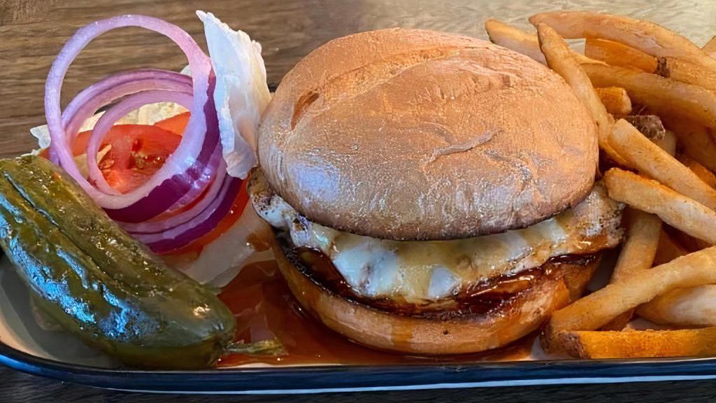 Orignal Chicken Pounder · Grilled or hand-breaded chicken breast served with Swiss cheese and our Original Amazing sauce on a mayo’d bun.
CAL. 790 - 840