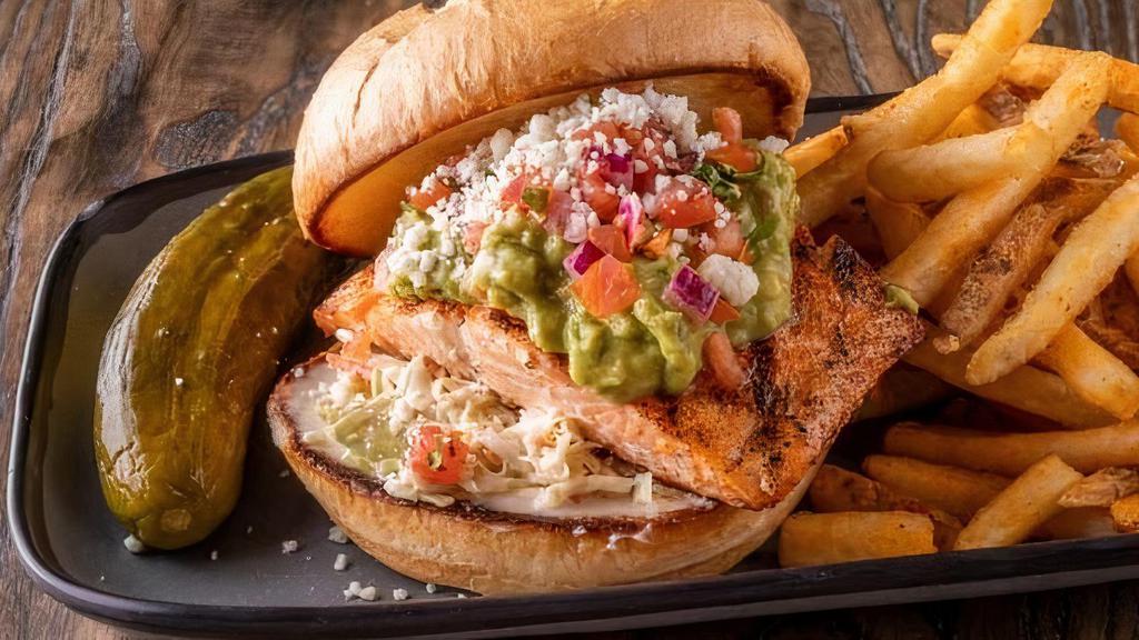 Baja Grilled Salmon Pounder · Grilled Atlantic Salmon, miso-ginger coleslaw, pico de gallo, fresh house made guacamole and grated queso fresco on a mayo’d bun.
CAL. 600 - 910