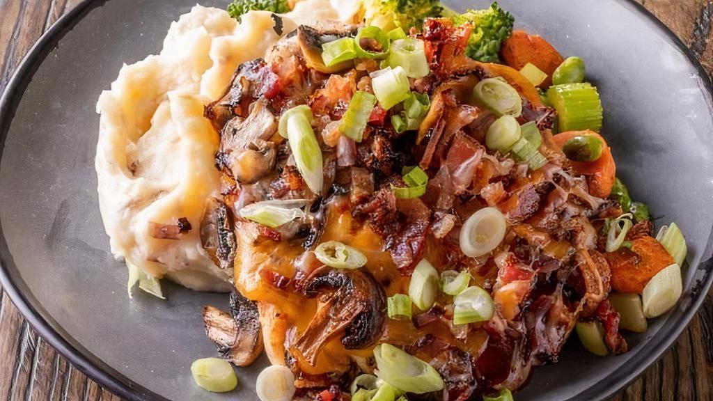 Gf The Loaded Bird · Two grilled chicken breasts loaded with Double Barrel BBQ sauce topped with sharp cheddar cheese, bacon, sautéed mushrooms and onions. Served with red skin mashed potatoes and fresh veggies.
CAL. 580 - 1150
