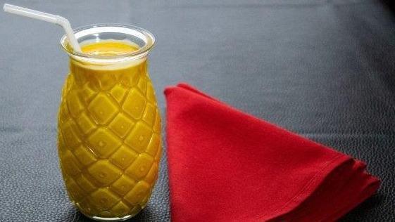 Joos E Am · Refreshing yogurt drink delicately mixed with mangoes and homemade yogurt.