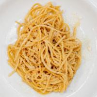 Kids Pasta · Noodles with choice of butter or red sauce.