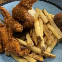 3 Piece Tennessee Leg Combo · Hand battered or naked drumsticks tossed in the sauce or rub of your choice