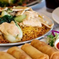 Seafood Chow Mein Hong Kong Style · 