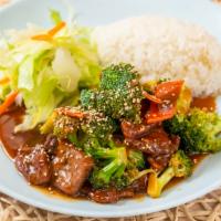 Chicken & Broccoli Beef With Gyoza · Rice and salad too!!.