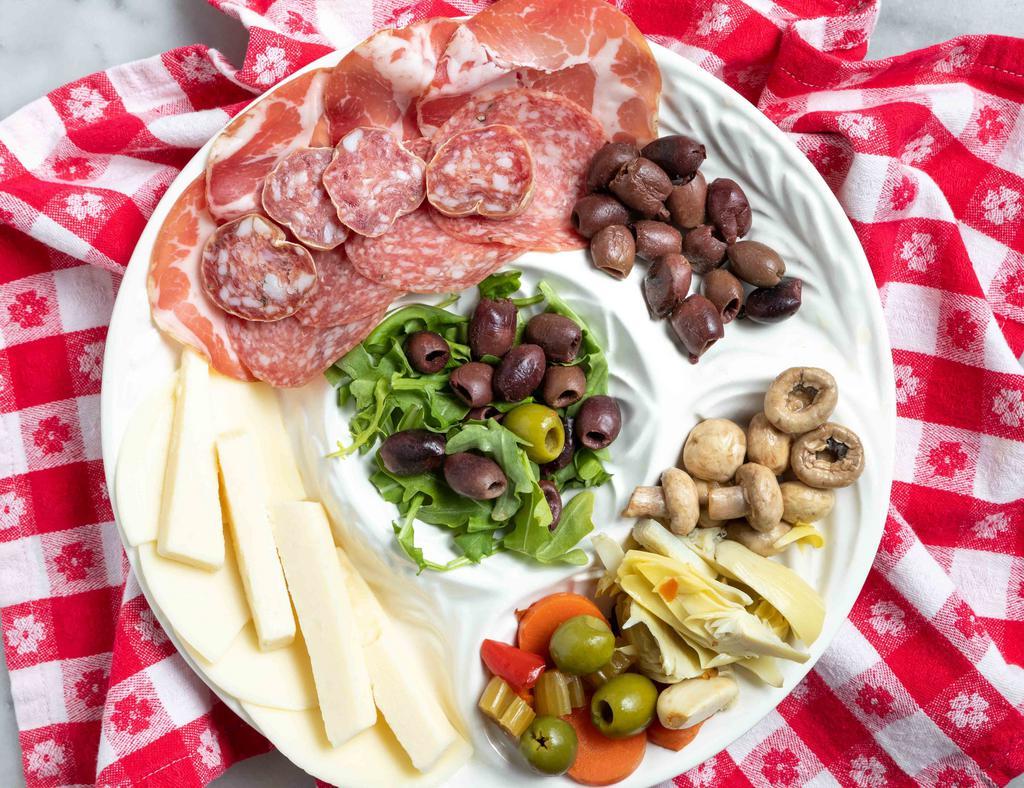 Antipasto Misto · Assortment of meat, cheese & marinated vegetables