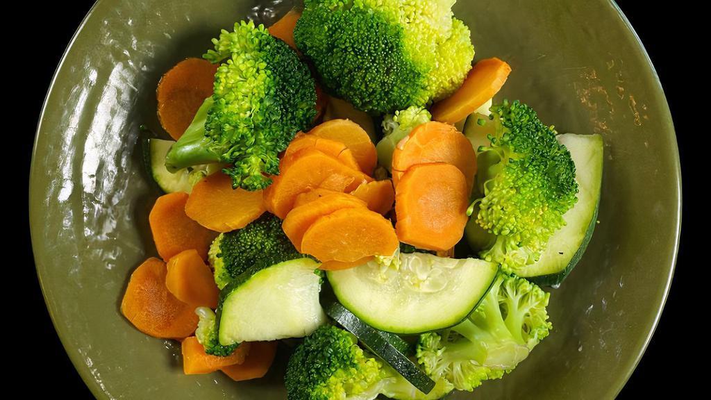 Steamed Vegetables ** · Choose four steamed vegetables.