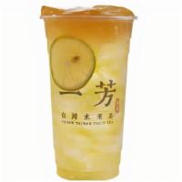 Aiyu Jelly Lemon Green Tea (中華愛玉檸檬) · Lemon green tea with green tea jelly (Aiyu jelly).