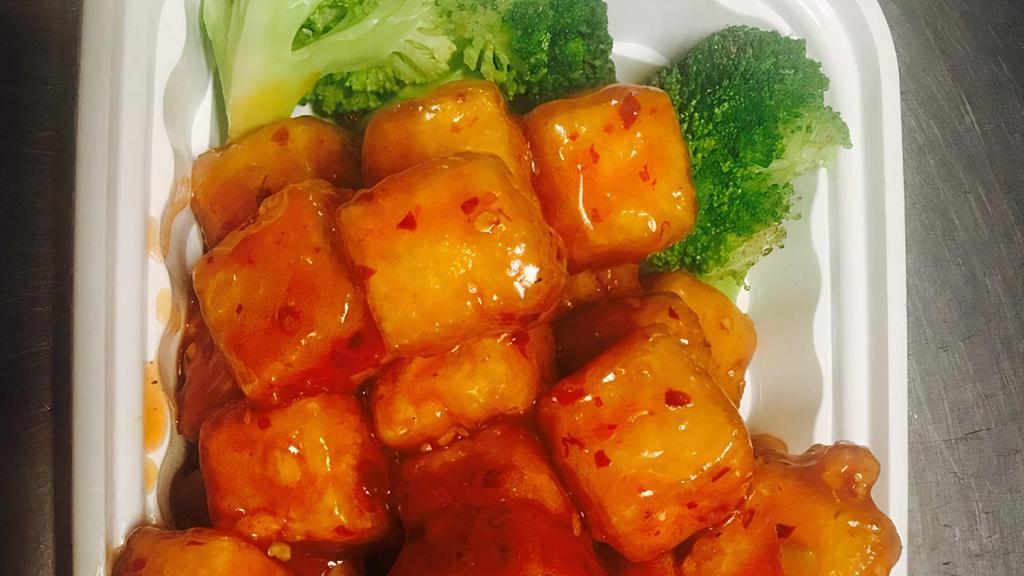 Chicken With Broccoli · Served with fried rice egg roll & soup.