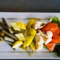 Brewer'S Pickle Plate · Mixed seasonal pickled veggie plate made with varying HUB brews.