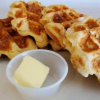 Huffman (Two Waffles) · 2 waffles with syrup and butter