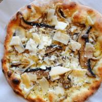 Di Bosco Pizza · Olive oil base, garlic, five cheeses, wild mushroom, portobello mushroom, truffle oil, salt ...
