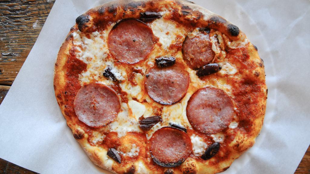Secca Pizza · House marinara, five cheeses, dry salami, kalamata olives and olive oil.