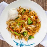 Shrimp Yakisoba · Comes with steamed rice.