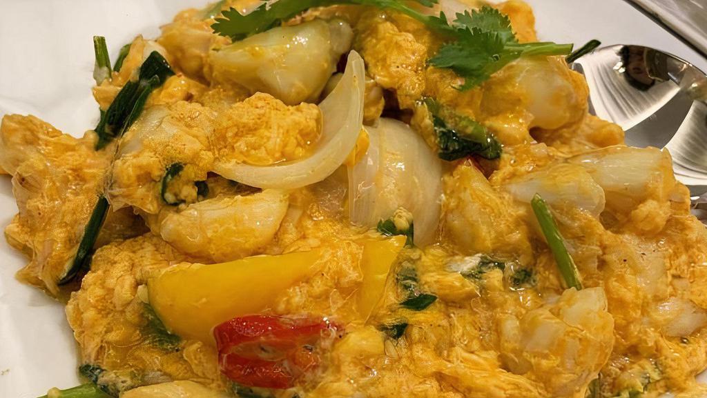 Yellow Spice · Broccoli, carrot, cabbage, celery, onion, bell peppers, egg, and yellow curry powder stir- fried with our own in-house sauce.